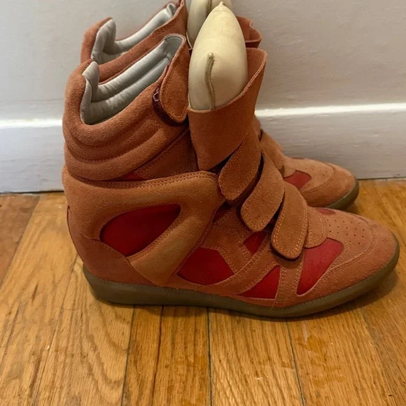 Isabel Marant Red Suede High-Top Sneakers - Picture 2 of 5